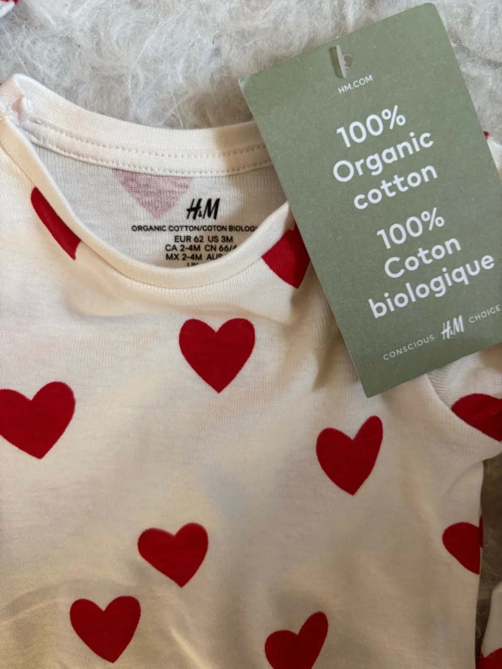 H&M Cozy White with Red Heart AOP 3 Piece Matching Baby Set